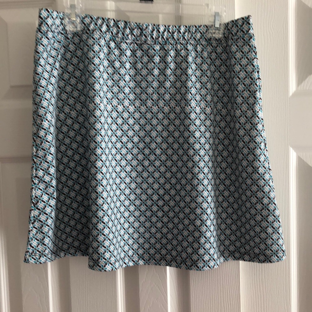 Sahalie skirt size XL